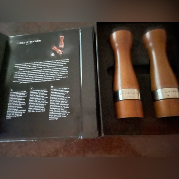 Cole & Mason Melbury Mill set Gourmet Precision Mills Brand New w Box NWT - Picture 4 of 7